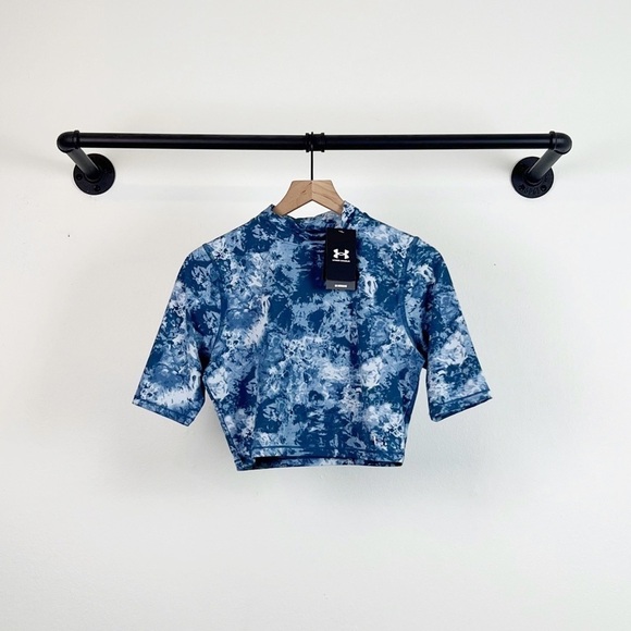NWT Under Armour UA Meridian Crop Printed Short Sleeve Mock Neck Top - Picture 4 of 6